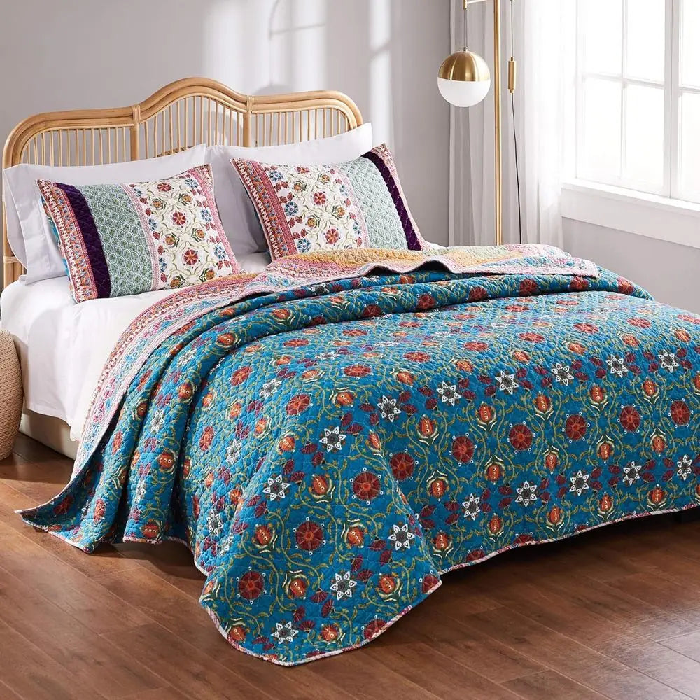 Thalia Style 3-Piece Quilted Bedding Set, King/Cal King, One Set