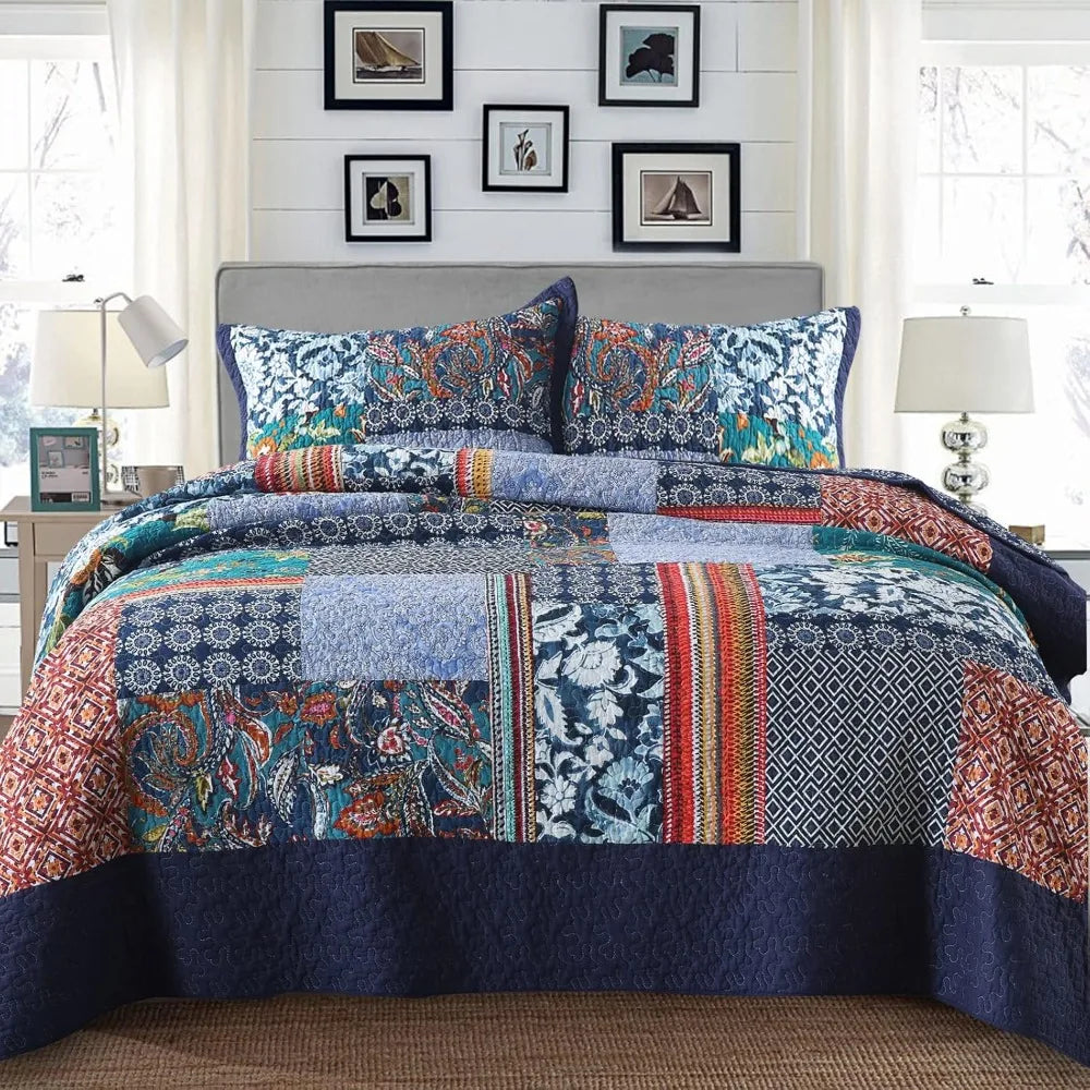 King Quilt Set Reversible Bohemian Paisley Patchwork Quilted Bedspread Set 3-Piece