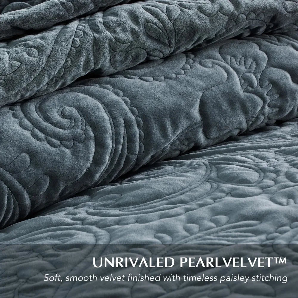 Pearl Velvet Quilt Set King Size 3 Pieces,Paisley-Stitch with Pillow Shams