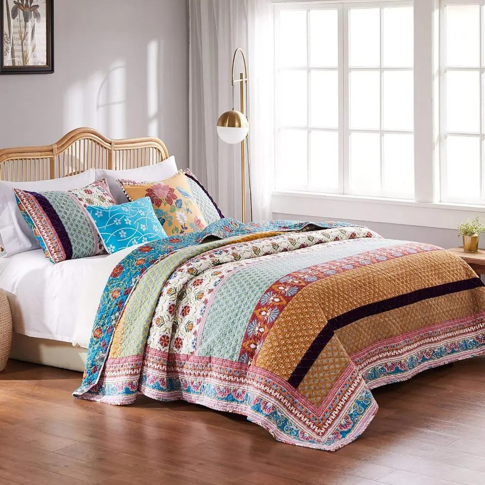 Thalia Style 3-Piece Quilted Bedding Set, King/Cal King, One Set
